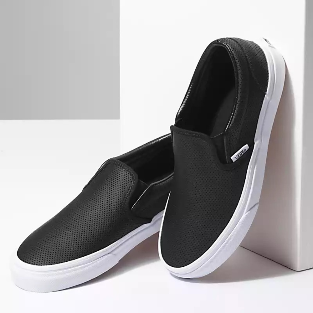 VANS PERF LEATHER SLIP-ON SHOE Black Women’s Size 8.5